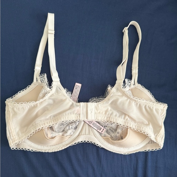 Victoria’s Secret - Dream Angels Lace Push-up Bra w/o Padding - 36D - Picture 3 of 6